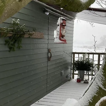 Treehouse Escape