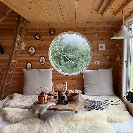 Treehouse Escape Campsite