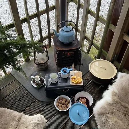 Campsite Treehouse Escape *