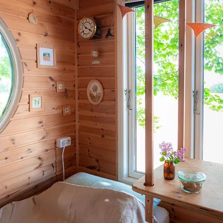 Treehouse Escape Campsite