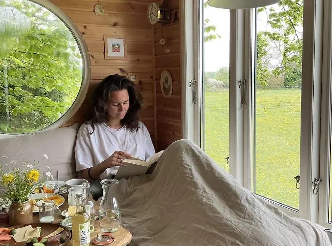 Treehouse Escape مكان تخييم Kvaerndrup