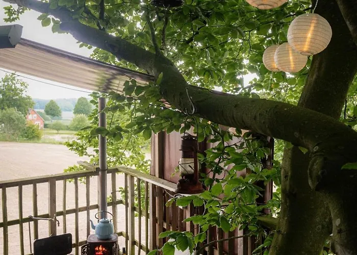 Treehouse Escape مكان تخييم *