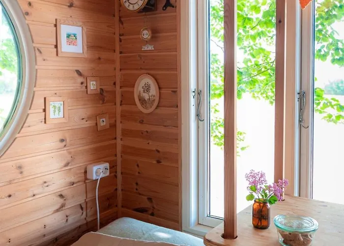 Treehouse Escape مكان تخييم