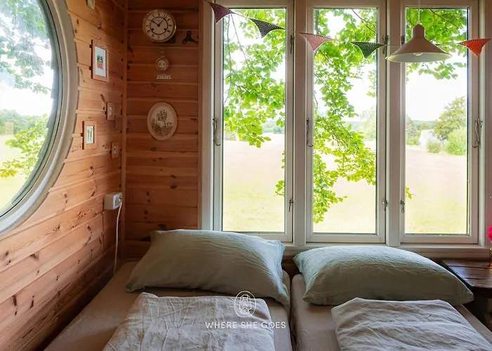 مكان تخييم Treehouse Escape Kvaerndrup